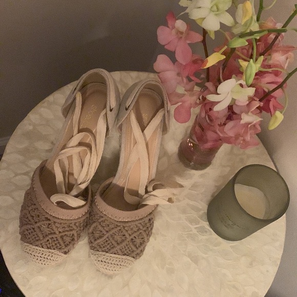 Espadrilles for your Summer look! Very comfy & ties up the leg for a cute look. - Picture 3 of 4